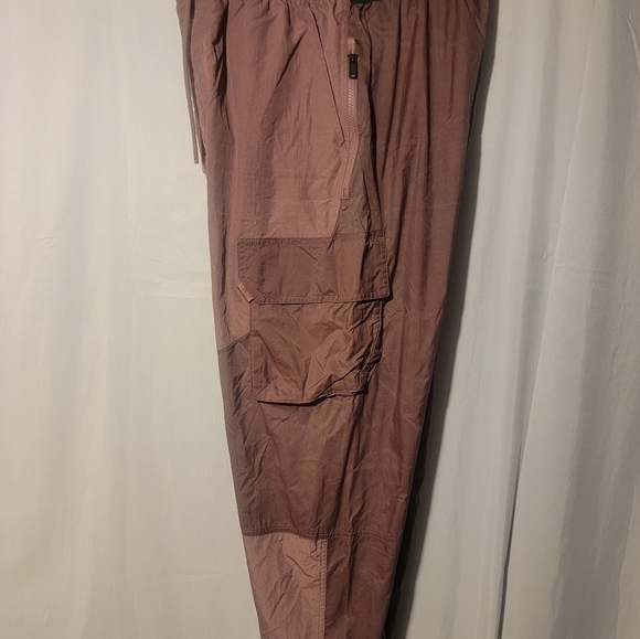 Nike Jordan Mens Cargo Pants 23 Engineered CK9167 298 Size Med $150 Smoky Mauve - Picture 4 of 10